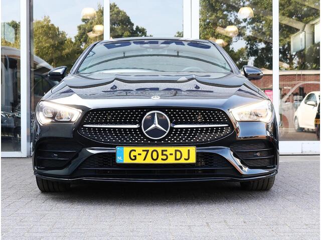 Mercedes-Benz CLA-KLASSE 180 AMG | Panoramadak | Sfeerverlichting