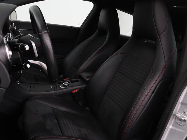Mercedes-Benz CLA-KLASSE Shooting Brake 180 AMG Line | Leder/Alcanatara | Full LED | Navigatie | Sportstoelen | Park Assist | Cruise control | Bluetooth