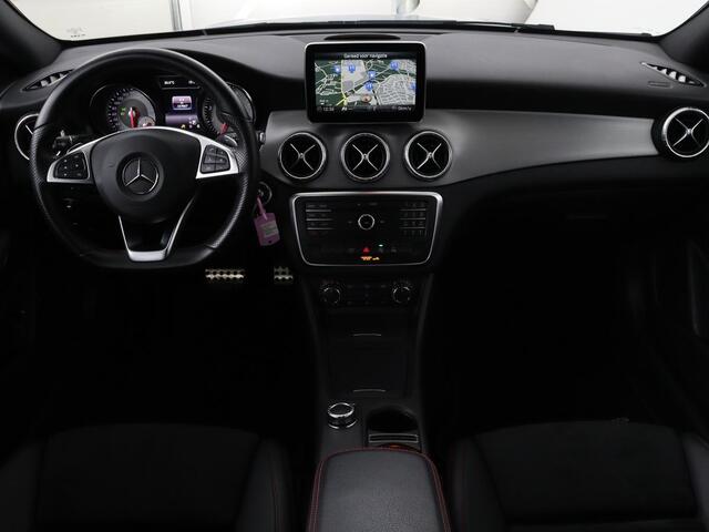 Mercedes-Benz CLA-KLASSE Shooting Brake 180 AMG Line | Leder/Alcanatara | Full LED | Navigatie | Sportstoelen | Park Assist | Cruise control | Bluetooth