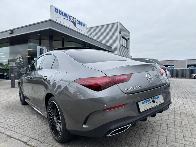 Mercedes-Benz CLA-KLASSE 250e Star Edition AMG Line Night Pano-Dak | Distronic | Keyless | 360-Camera |