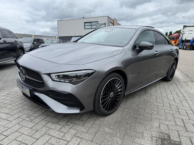 Mercedes-Benz CLA-KLASSE 250e Star Edition AMG Line Night Pano-Dak | Distronic | Keyless | 360-Camera |