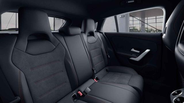 Mercedes-Benz CLA-KLASSE Shooting Brake 220 Advantage | AMG | Widescreen | Achteruitrijcamera | Apple Carplay |
