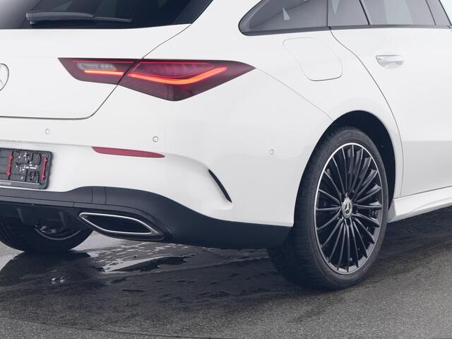 Mercedes-Benz CLA-KLASSE Shooting Brake 250 e AMG Face Lift Plug-In Hybride | Edition AMG Line | Panorama Schuif-Kanteldak | 19 Inch AMG Velgen | AC en DC laden | Stuur en Stoelverwarming. Inclusief 24 maanden MB Certified garantie voor Europa.