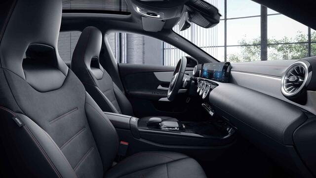 Mercedes-Benz CLA-KLASSE Shooting Brake 250 e AMG Line | Panoramadak | Trekhaak | Night pakket |