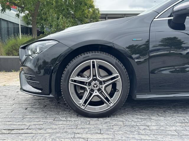 Mercedes-Benz CLA-KLASSE AMG-LINE / PLUG-IN HYBRIDE / Shooting Brake 250 e Premium Plus / AMG LINE