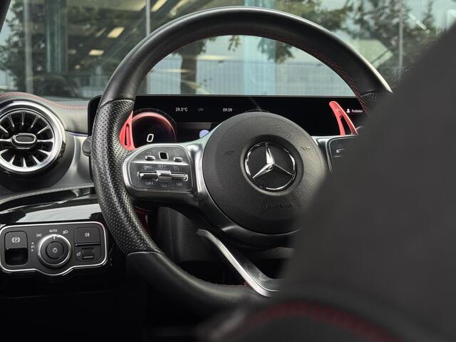 Mercedes-Benz CLA-KLASSE 250 e AMG Line Night Pakket l Standkachel | Sfeerverlichting | Dealer Onderhouden