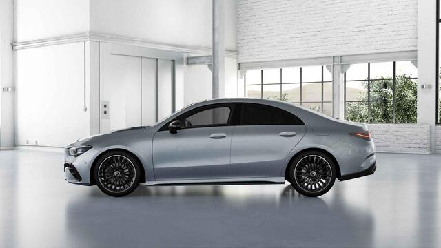 Mercedes-Benz CLA-KLASSE 180 Business Solution AMG | Panoramaschuifdak | AMG Line Plus | Head-up display | Nightpakket | 360° camera | Dodehoekassistent |
