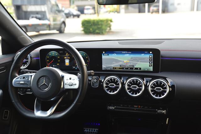 Mercedes-Benz CLA-KLASSE Shooting Brake 250 Premium Plus AMG Line - Trekhaak