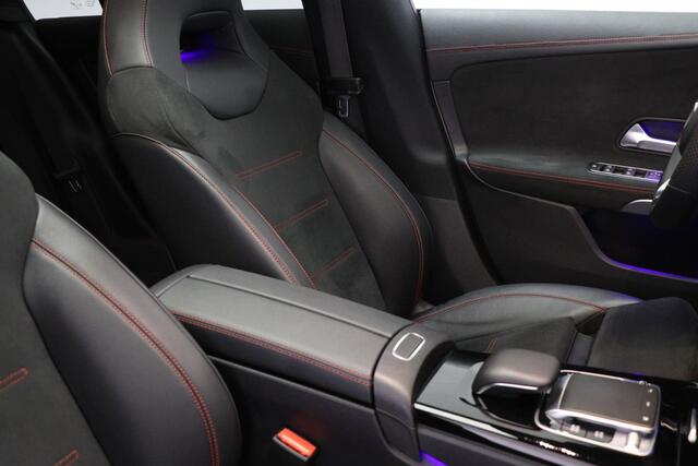 Mercedes-Benz CLA-KLASSE Shooting Brake 200 Business Solution AMG | WIDESCREEN | PANORAMADAK | STOELVERWARMING | CAMERA