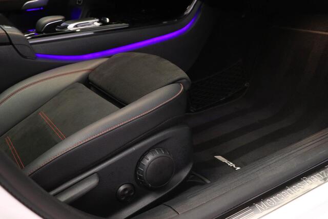 Mercedes-Benz CLA-KLASSE Shooting Brake 200 Business Solution AMG | WIDESCREEN | PANORAMADAK | STOELVERWARMING | CAMERA
