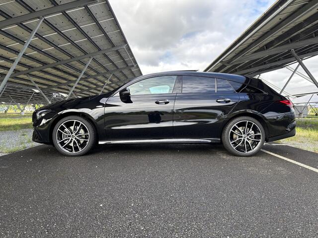 Mercedes-Benz CLA-KLASSE Shooting Brake 250e Business Solution AMG | Panoramaschuifdak | Burmester | 360°-camera | Rijassistentiepakket + | Trekhaak |