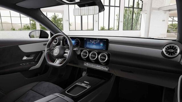 Mercedes-Benz CLA-KLASSE Coupé 180 Star Edition LIMITED Panorama dak