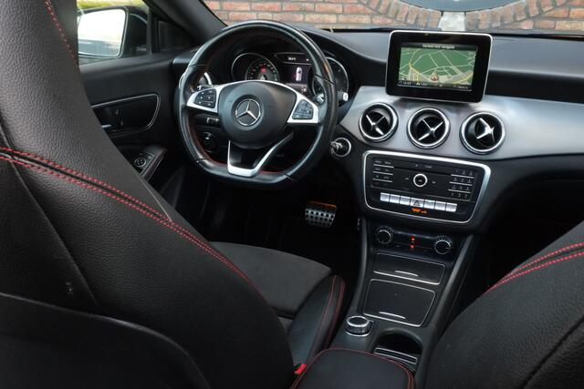Mercedes-Benz CLA-KLASSE Shooting Brake 180 Business Solution AMG Panoramadak