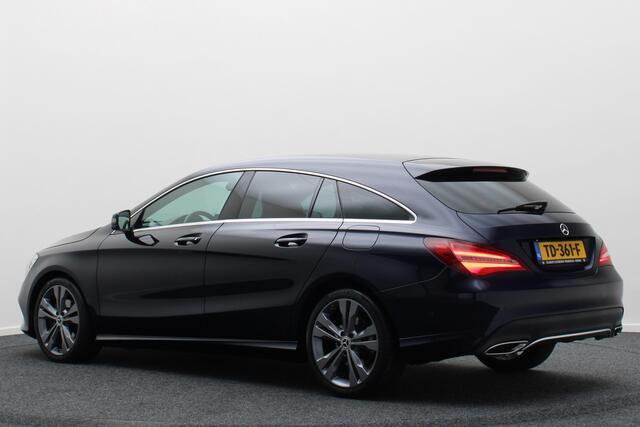 Mercedes-Benz CLA-KLASSE Shooting Brake 180 Business Solution LED, Camera, Apple CarPlay, Navigatie, Cruise, Stoelverwarming, 18''