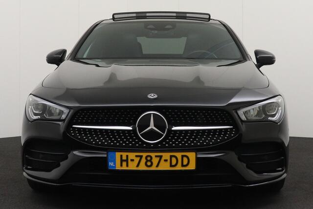 Mercedes-Benz CLA-KLASSE 200 164 PK Aut. AMG Night Pano-dak Camera Trekhaak