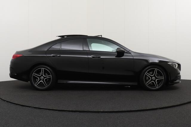 Mercedes-Benz CLA-KLASSE 200 164 PK Aut. AMG Night Pano-dak Camera Trekhaak