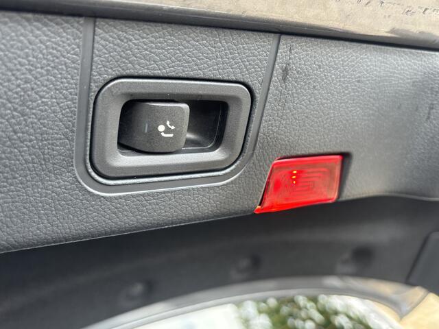 Mercedes-Benz CLA-KLASSE 200 Business Solution Luxury | Sfeerverlichting | Elektrische Trekhaak