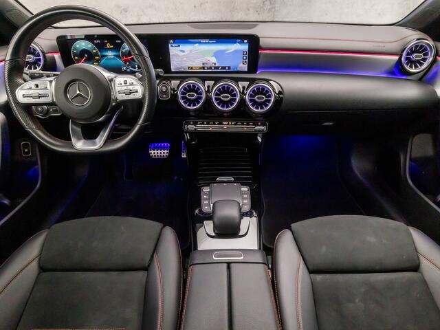 Mercedes-Benz CLA-KLASSE Shooting Brake 200 AMG Sport 164Pk Automaat (PANORAMADAK, MEMORY SEATS, SFEERVERLICHTING, LEDER/ALCANTARA, CAMERA, WIDESCREEN, ELEK ACHTERKLEP, STOELVERWARMING, NIEUWSTAAT)