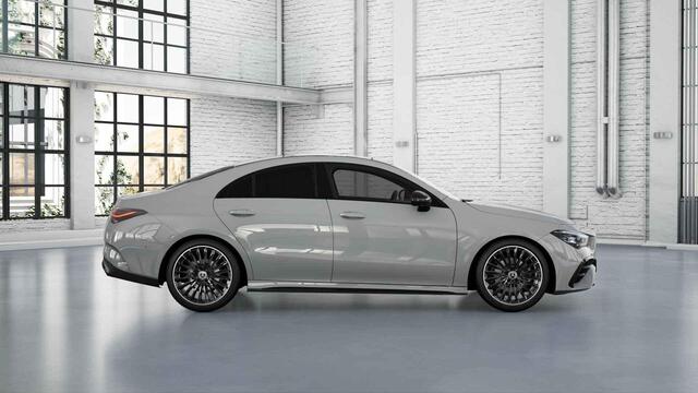 Mercedes-Benz CLA-KLASSE 180 Business Solution AMG | Panoramaschuifdak | AMG-line plus | Head-Up | Dodehoekassistent | Nightpakket |