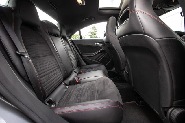 Mercedes-Benz CLA-KLASSE 180 Business Solution AMG - All-in rijklaar | elektr. pano dak | cam | AMG-styling