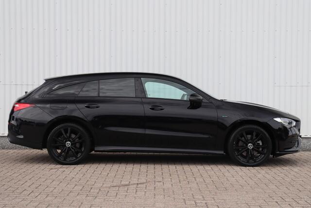 Mercedes-Benz CLA-KLASSE Shooting Brake 250e AMG | Navigatie | Stoelverwarming | Elek. trekhaak | Sportstoelen