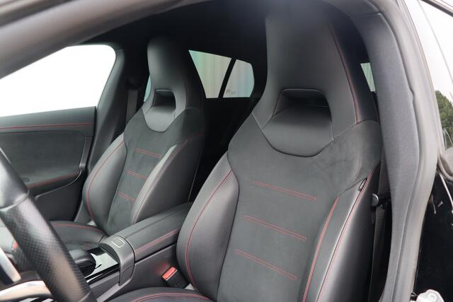 Mercedes-Benz CLA-KLASSE Shooting Brake 250e AMG | Navigatie | Stoelverwarming | Elek. trekhaak | Sportstoelen