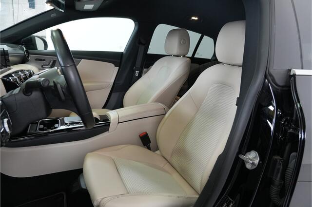 Mercedes-Benz CLA-KLASSE Shooting Brake 250 e PHEV 218 pk AMG Line | Trekhaak | Stl. verw. + verst. elektrisch |