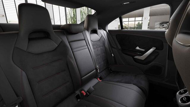Mercedes-Benz CLA-KLASSE 250 e Coupé Business Solution AMG | Panoramadak | Sfeerverlichting |