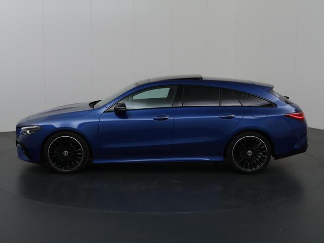Mercedes-Benz CLA-KLASSE 180 Shooting Brake AMG Line | Panoramadak | Night Pakket | 19 inch | Sfeerverlichting | Multibeam | Trekhaak-Afneembaar |