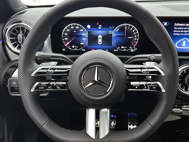 Mercedes-Benz CLA-KLASSE 250 e Business Solution AMG | AMG Line Plus pakket | Antidiefstalpakket GUARD 360° Plus | Advanced sound system | Multibeam LED | Head-up display | Voorstoelen met Memory |
