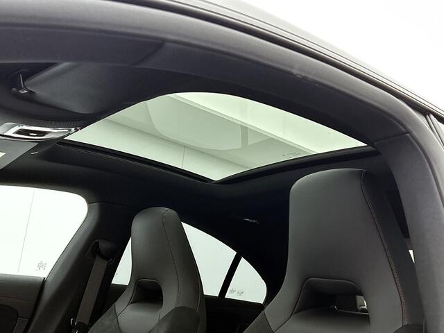 Mercedes-Benz CLA-KLASSE 250 e Business Solution AMG | Nightpakket | Smartphone integratie | Multibeam LED | Panoramaschuifdak |