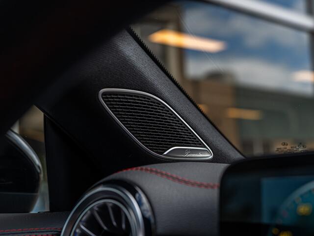 Mercedes-Benz CLA-KLASSE 200 Premium Plus AMG PANO BURMESTER 360 CAMERA HIGH PERF LED BOMVOL!!