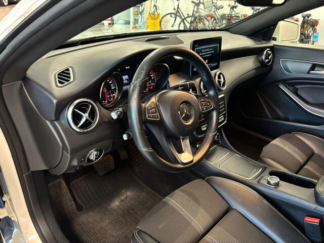 Mercedes-Benz CLA-KLASSE 180