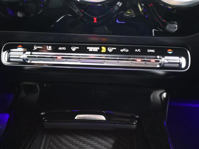 Mercedes-Benz CLA-KLASSE Shooting Brake 180 Star Edition Luxury Line | 18 inch LM velgen | Getinte ramen | Led verlichting | Facelift type