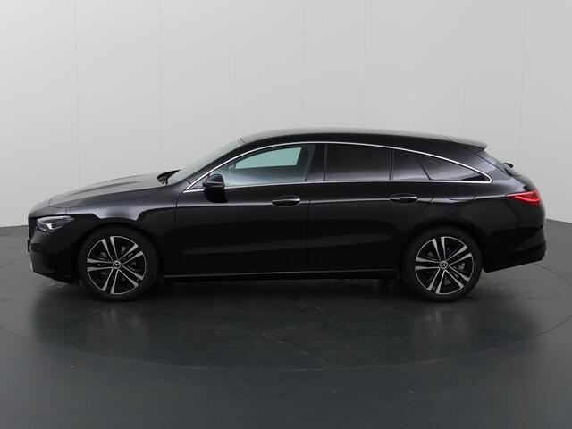 Mercedes-Benz CLA-KLASSE Shooting Brake 180 Star Edition Luxury Line | 18 inch LM velgen | Getinte ramen | Led verlichting | Facelift type