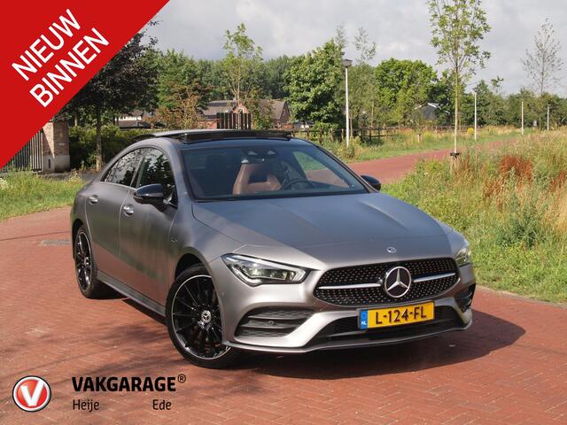 Mercedes-Benz CLA-KLASSE 250 e Premium Plus | Panoramadak | Lederen Bekleding | Burmester | 360°-camera | NL-Auto |