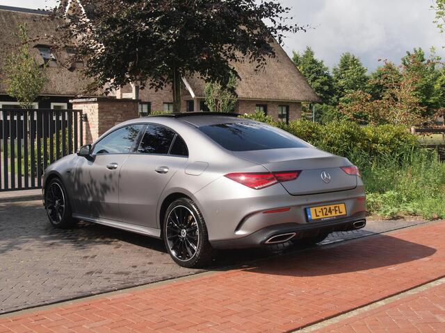 Mercedes-Benz CLA-KLASSE 250 e Premium Plus | Panoramadak | Lederen Bekleding | Burmester | 360°-camera | NL-Auto |
