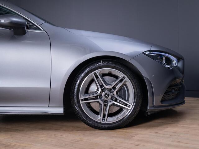 Mercedes-Benz CLA-KLASSE Shooting Brake 220 Advantage Line: AMG