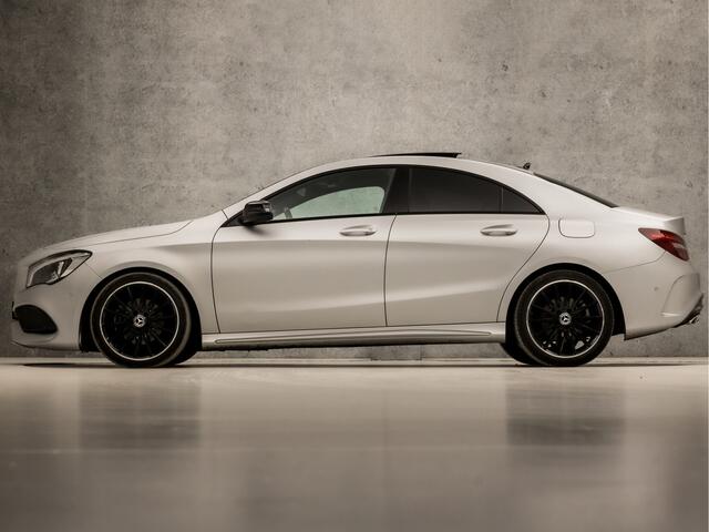 Mercedes-Benz CLA-KLASSE 180 AMG Sport Automaat (SCHUIFDAK, APPLE CARPLAY, GROOT NAVI, LEDER/ALCANTARA, STOELVERWARMING, SPORTSTOELEN, CRUISE, KEYLESS START, NIEUWSTAAT)