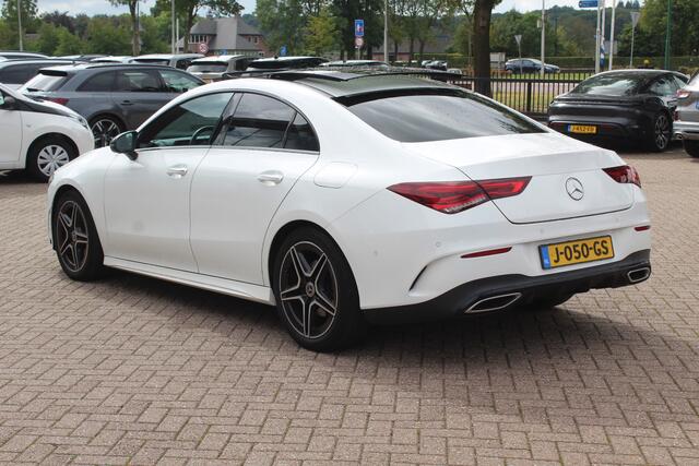 Mercedes-Benz CLA-KLASSE 200 Business Solution AMG / Panoramadak / Camera / Memory seats / 18'' / Keyless / Matrix LED / Dodehoek / DAB / Stoelverwarming / Cruise Control