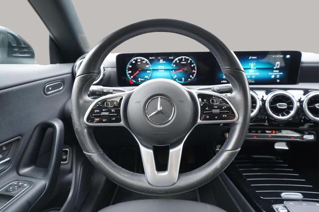 Mercedes-Benz CLA-KLASSE Shooting Brake 180 Business Solution | Pano | trekhaak