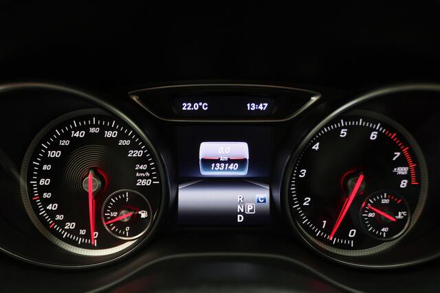 Mercedes-Benz CLA-KLASSE Shooting Brake 180 Business Solution AMG Night Upgrade