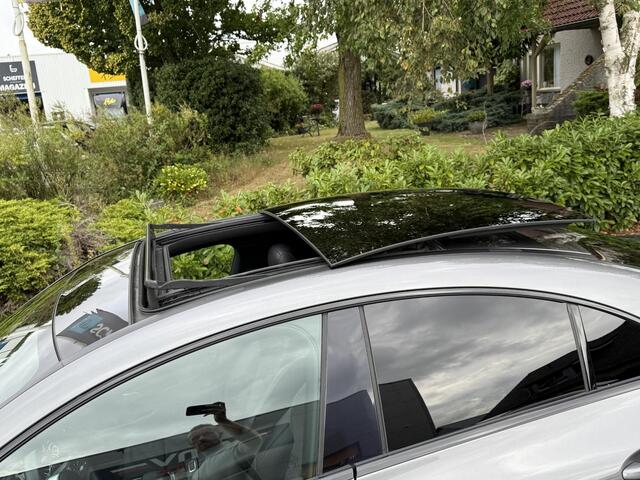 Mercedes-Benz CLA-KLASSE 180 AMG 136PK AutomaatoPanooSfeer