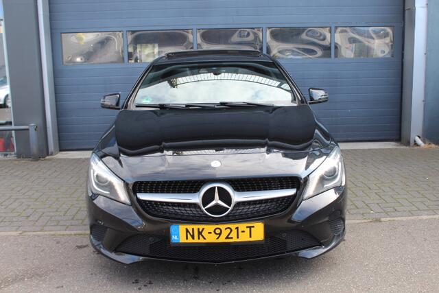 Mercedes-Benz CLA-KLASSE Shooting Brake 220 d OrangeArt Edition