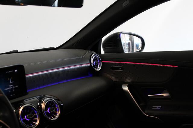 Mercedes-Benz CLA-KLASSE Shooting Brake 180 Business Solution Luxury | DAB-RADIO | CLIMA | E-KLEP | NAVIGATIE | SFEER | STOEL-VERW | 18'LMV | CRUISE |