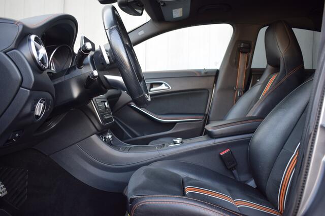 Mercedes-Benz CLA-KLASSE Shooting Brake 180 Automaat OrangeArt Edition Bi-Xenon | Leder/Alcantara | Comand Full Map Navi | Sportstoelen | 18 Inch LMV
