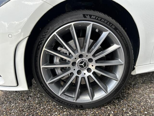 Mercedes-Benz CLA-KLASSE Shooting Brake 250 e AMG line Panoramadak| 19 Inch| Stoelverwarming| Smartphone integratie