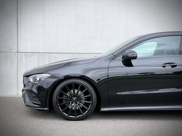 Mercedes-Benz CLA-KLASSE 180 Business Solution AMG / CAMERA / WIDE SCREEN / ORG.NL/ AMG