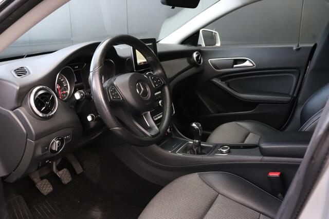 Mercedes-Benz CLA-KLASSE Shooting Brake 180 d Business | SPORTSTOELEN | CAMERA | CRUISE | NAVI |