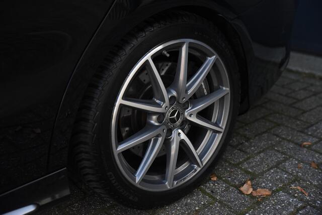 Mercedes-Benz CLA-KLASSE AMG 45 4MATIC Panoramadak